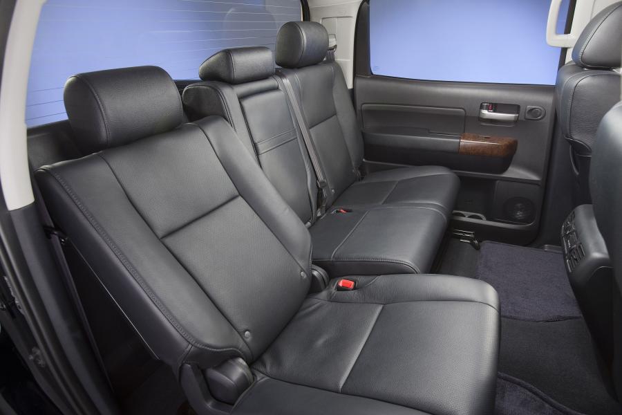  Toyota Tundra CrewMax Platinum Package 2010 года  (фото 9 из 32)